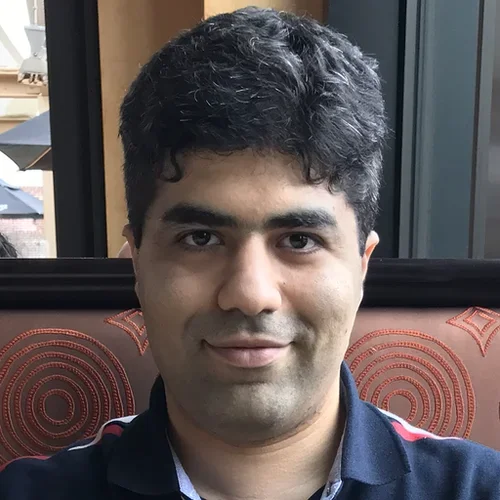 Headshot of Mahdi Hasani