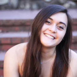 Headshot of Lyne Turek Hankins